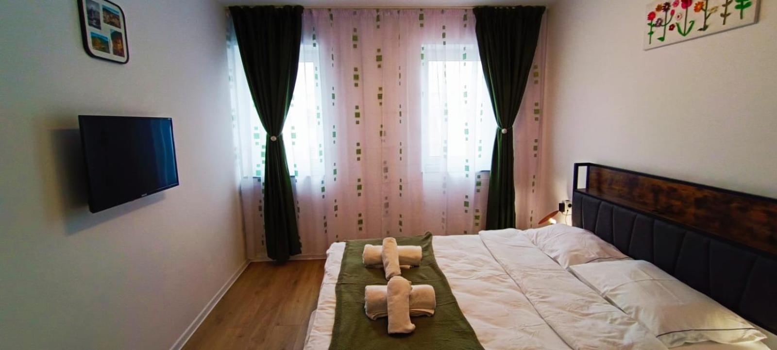 Apartament The Happy Coresi *